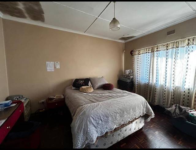 4 BEDROOM HOUSE FOR SALE IN KLIPPOORTJE